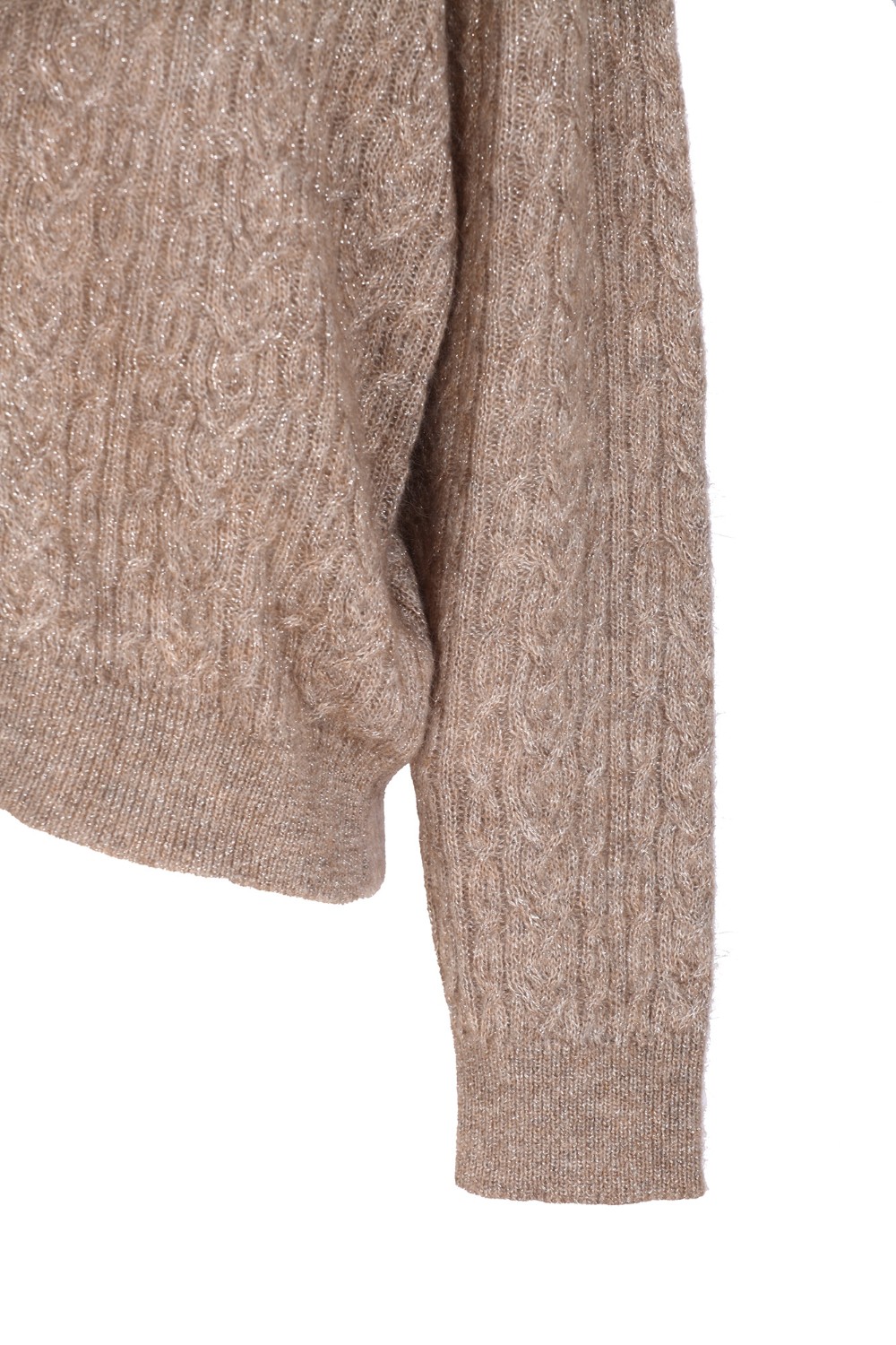 shop BRUNELLO CUCINELLI Saldi Cardigan: Brunello Cucinelli cardigan in mohair Sparkling a treccia.
Scollo ampio.
Maniche lunghe.
Apertura con bottoni.
Decorazioni in monile Nickel-free.
Polsini e fondo in maglia a coste.
Vestibilità regolare.
Composizione: 42% Mohair 38% Poliammide 12% Lana 8% Fibra Metallica.
Fabbricato in Italia.. MBG747316-C1540 number 6930016